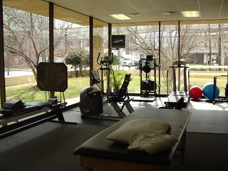 More Photos Of 1916 Patterson St, Nashville Medical For Lease