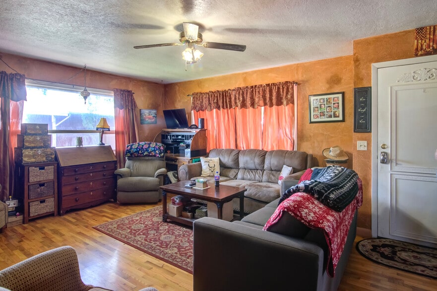 More Photos Of 18400 N Highway 99 W, Dayton Light Manufacturing For Sale