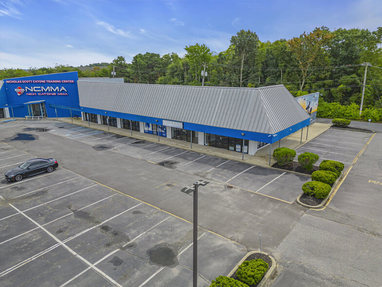 Primary Photo Of 781 Brick Blvd, Brick General Retail For Lease