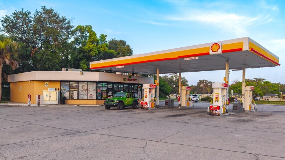 Primary Photo Of 3944 Gall Blvd, Zephyrhills Service Station For Sale
