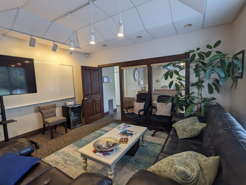 More Photos Of 3375 W Mayflower Ave, Lehi Office For Lease