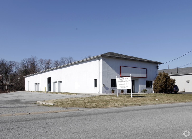 Primary Photo Of 16 Germay Dr, Wilmington Warehouse For Lease