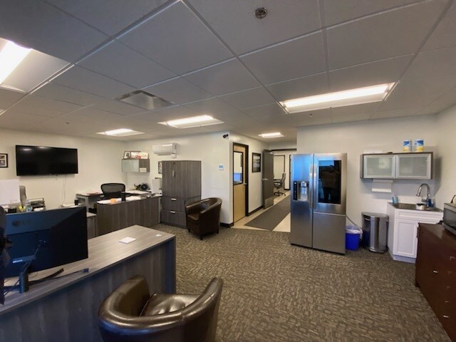 More Photos Of 9210 NE 62nd Ave, Vancouver Unknown For Lease