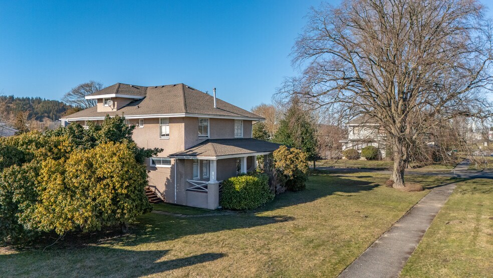 More Photos Of 506 1st St SW, Auburn Apartments For Sale