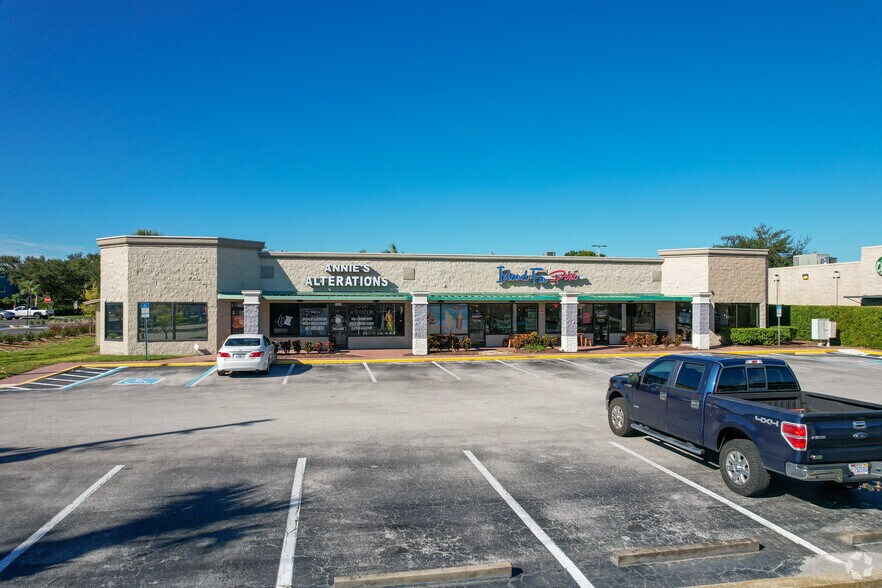 More Photos Of 5601-5775 Red Bug Lake Rd, Winter Springs Unknown For Lease