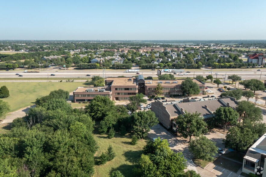 More Photos Of 310 E Interstate 30, Garland Office For Sale