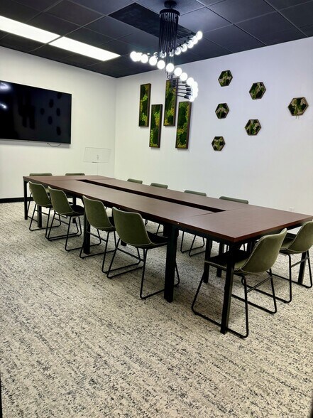 More Photos Of 181 E Center St, Marion Coworking Space