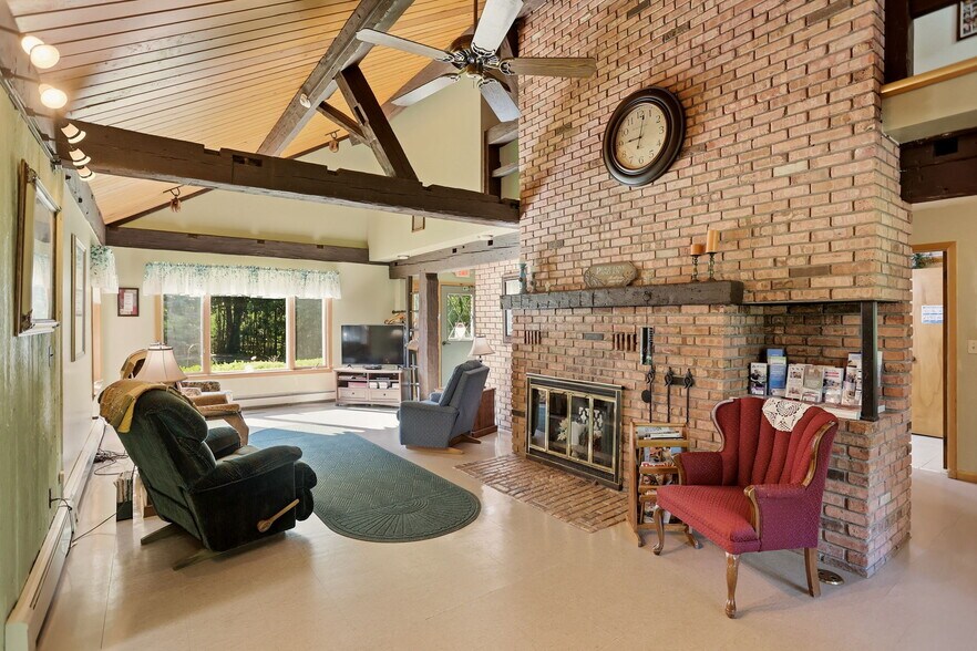 More Photos Of 3771 Colwood Rd, Caro Assisted Living For Sale
