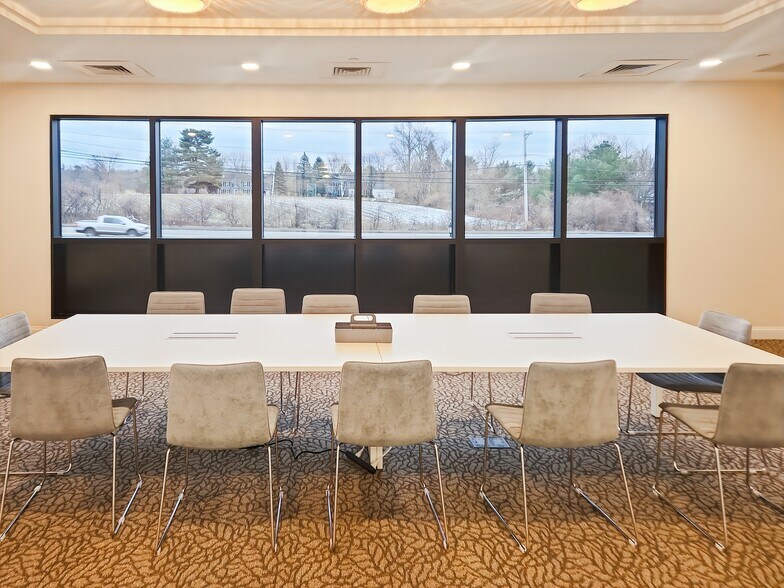 More Photos Of 1274 Osgood St, North Andover Coworking Space
