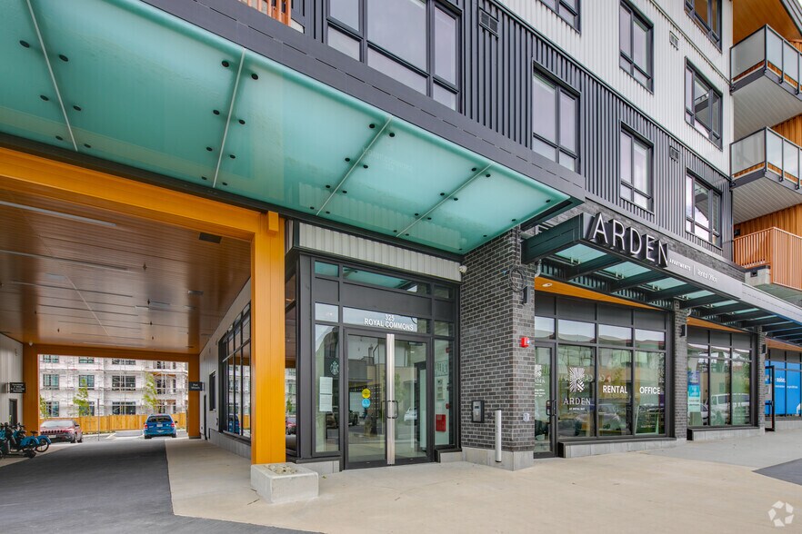 More Photos Of 325 Royal Commons, Victoria Apartments For Lease