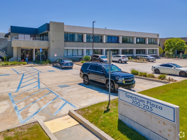 More Photos Of 3 Whatney, Irvine Research And Development For Sale