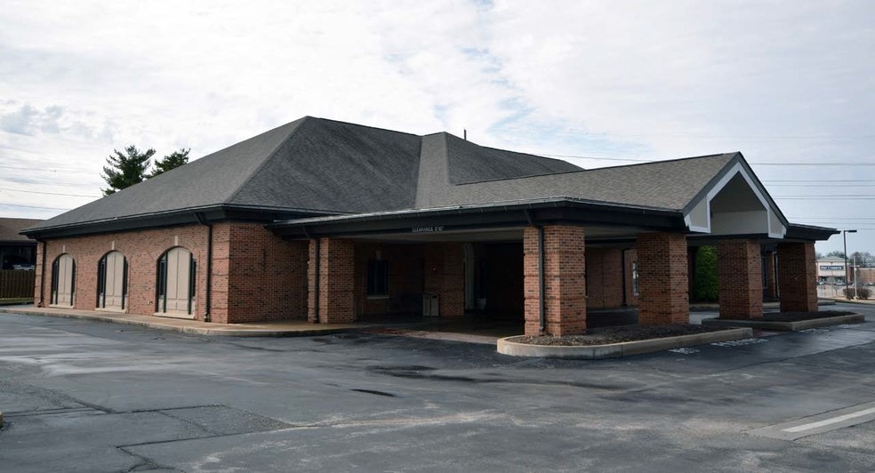 Primary Photo Of 13980 New Halls Ferry Rd, Florissant Funeral Home For Sale