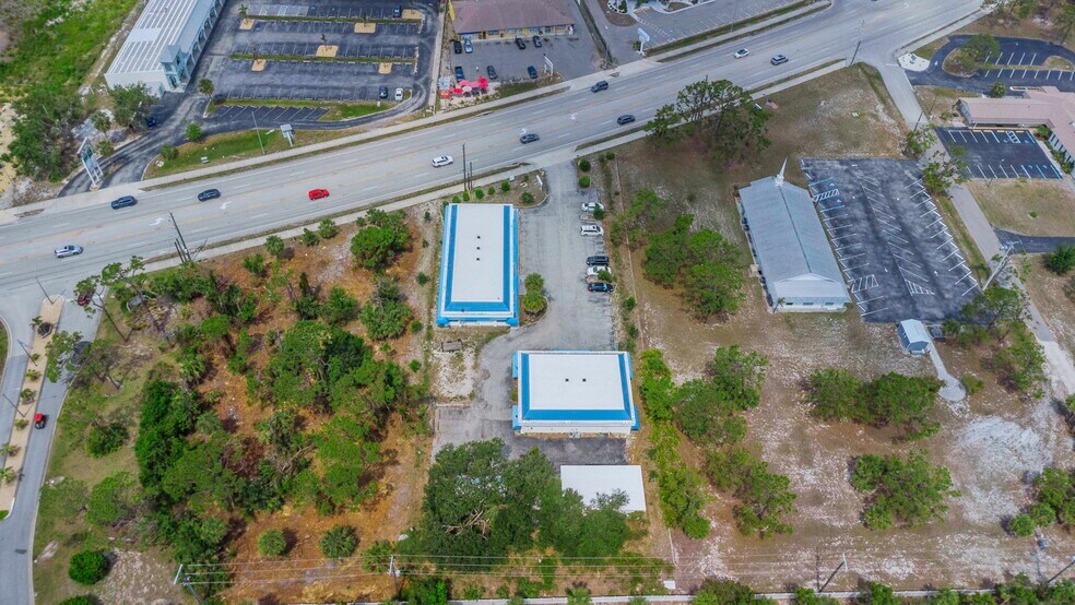 More Photos Of 655 N Indiana Ave, Englewood Medical For Sale