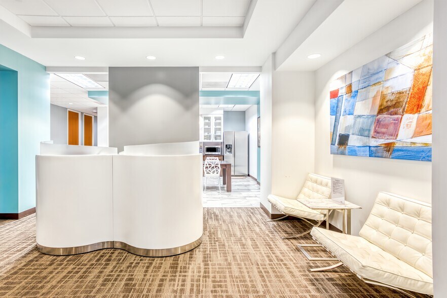 More Photos Of 1 Alhambra Plz, Coral Gables Coworking Space