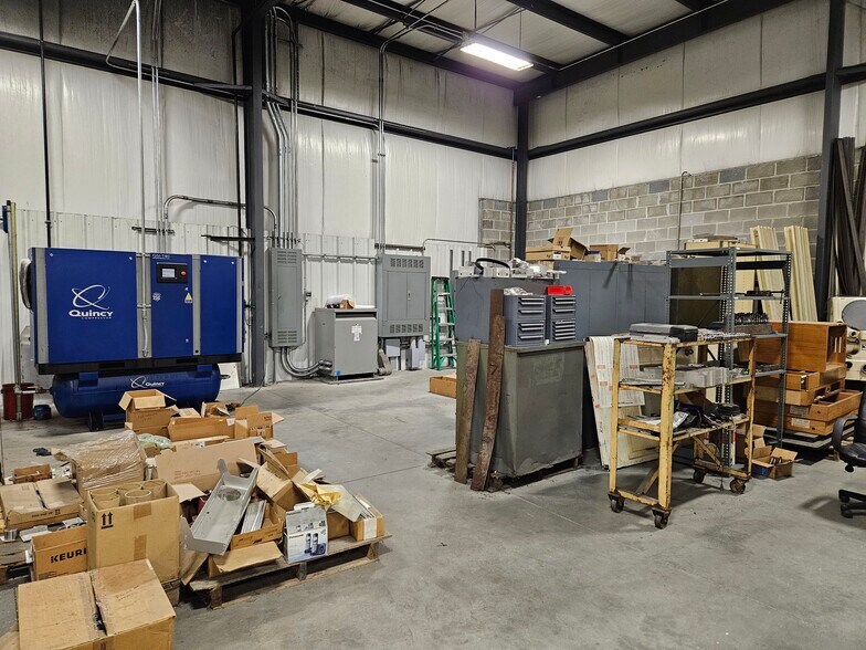 More Photos Of 701 Tomahawk Dr, Kutztown Light Manufacturing For Lease