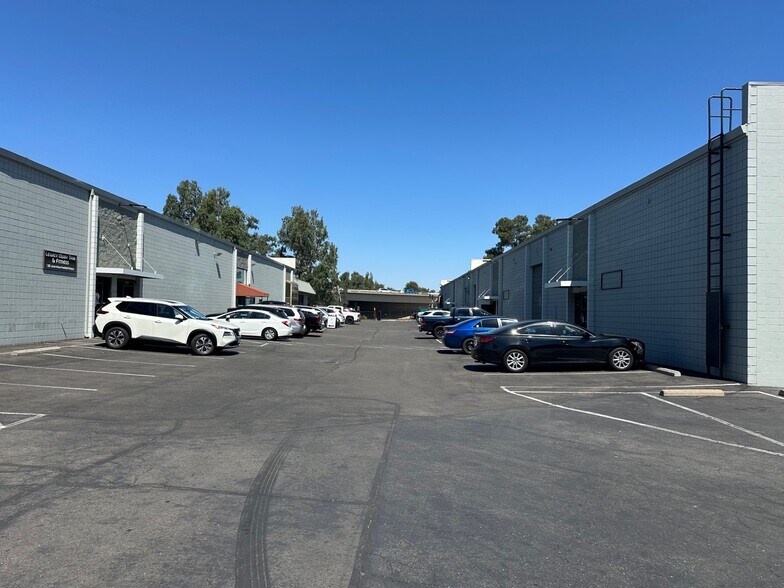 More Photos Of 7322 Folsom Blvd, Sacramento Unknown For Lease