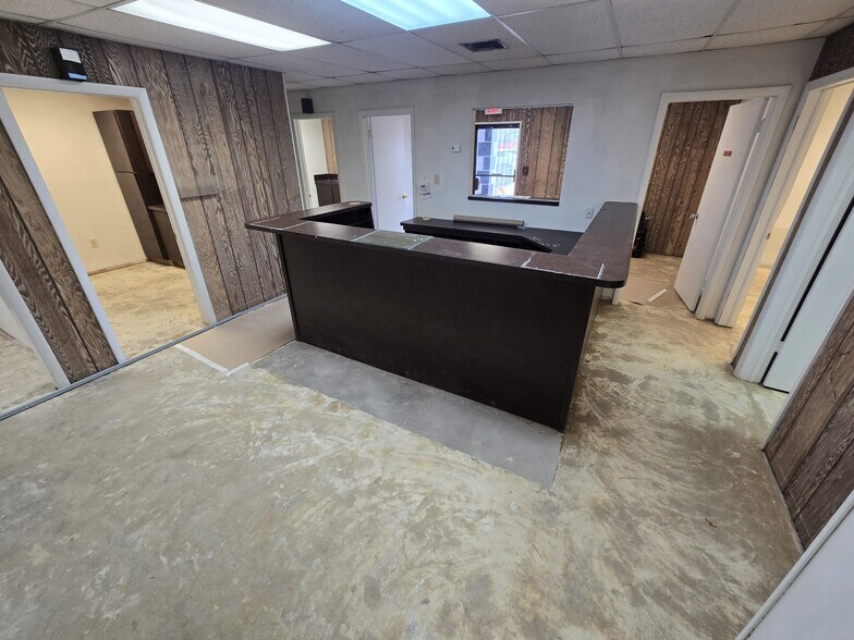 More Photos Of 101 N State Road 7, Margate Office For Lease