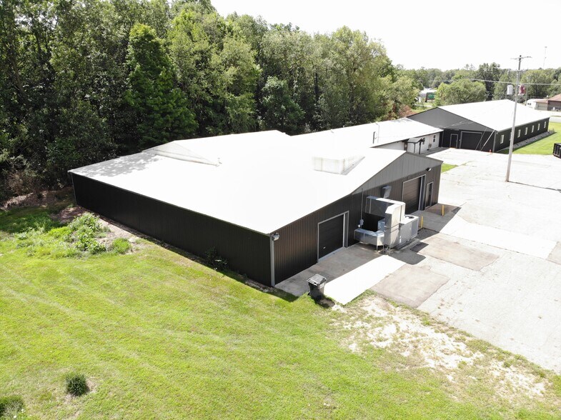 More Photos Of 6190 N Riverview Dr, Kalamazoo Warehouse For Sale