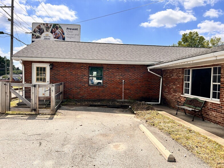 More Photos Of 1965-125 E Ohio Pike, Amelia Daycare Center For Sale