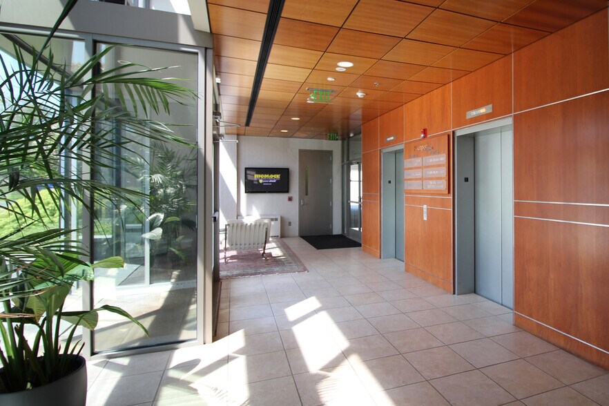 More Photos Of 3530 Post Rd, Southport Medical For Lease