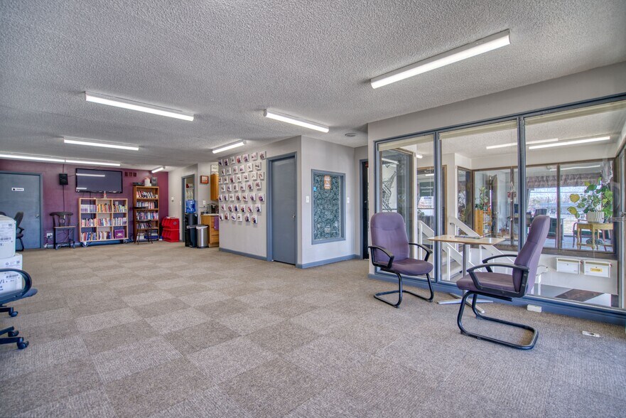 More Photos Of 750-752 17th Ave, Longmont Office For Sale