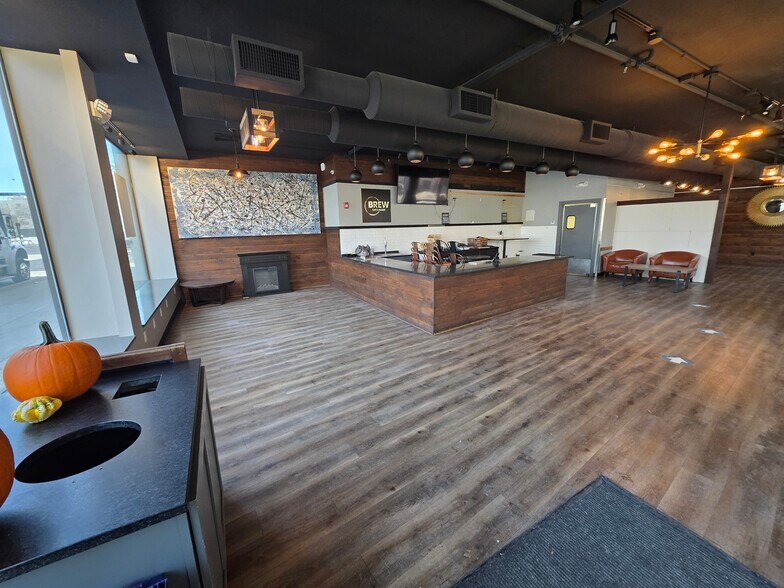 More Photos Of 60 Franklin St, Worcester Apartments For Lease
