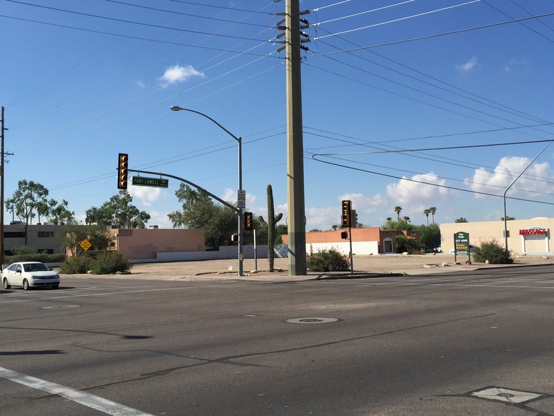 Primary Photo Of 3050 E Fort Lowell Rd, Tucson Land For Lease