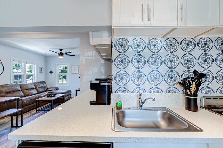 More Photos Of 314 S Federal Hwy, Lake Worth Beach Apartments For Sale