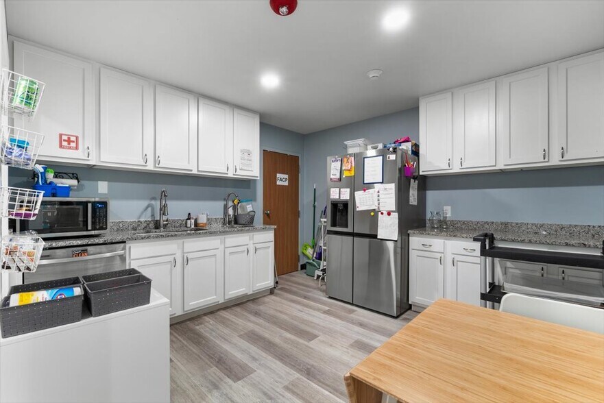 More Photos Of 340 Maple St, Frederick Specialty For Sale