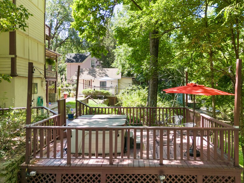 More Photos Of 5 Ojo St, Eureka Springs Hospitality For Sale