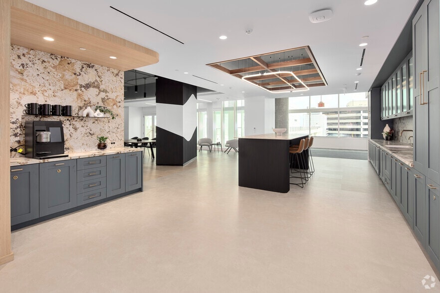 More Photos Of 1 Inventa Pl, Silver Spring Office For Lease