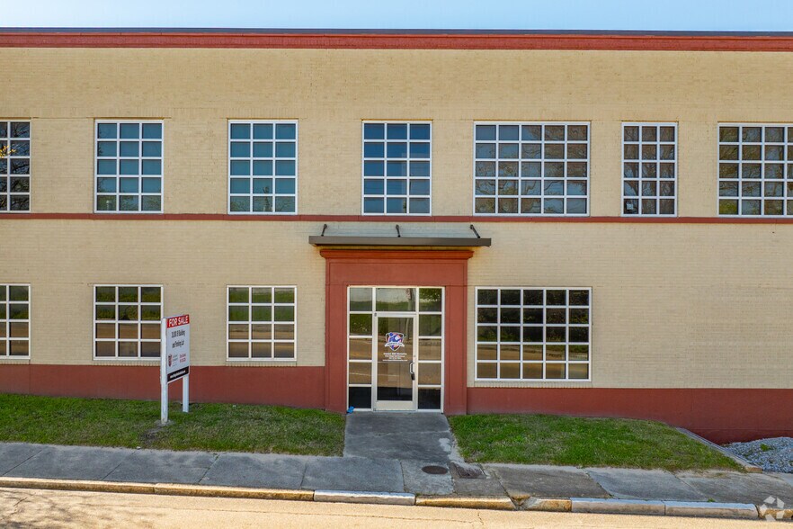 More Photos Of 777 S Main St, Memphis Warehouse For Sale