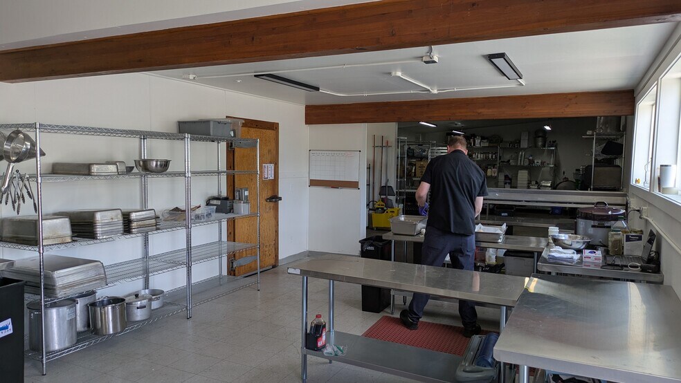 More Photos Of 63060 Nels Anderson Rd, Bend Restaurant For Lease