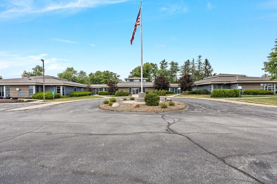 Primary Photo Of 1 Quail Creek Cir, North Liberty Medical For Lease