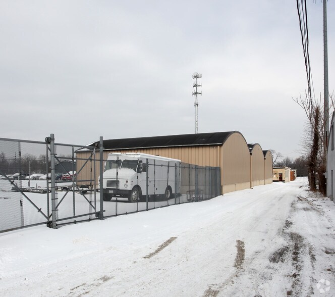 More Photos Of 470 S Nelson Rd, Columbus Warehouse For Lease