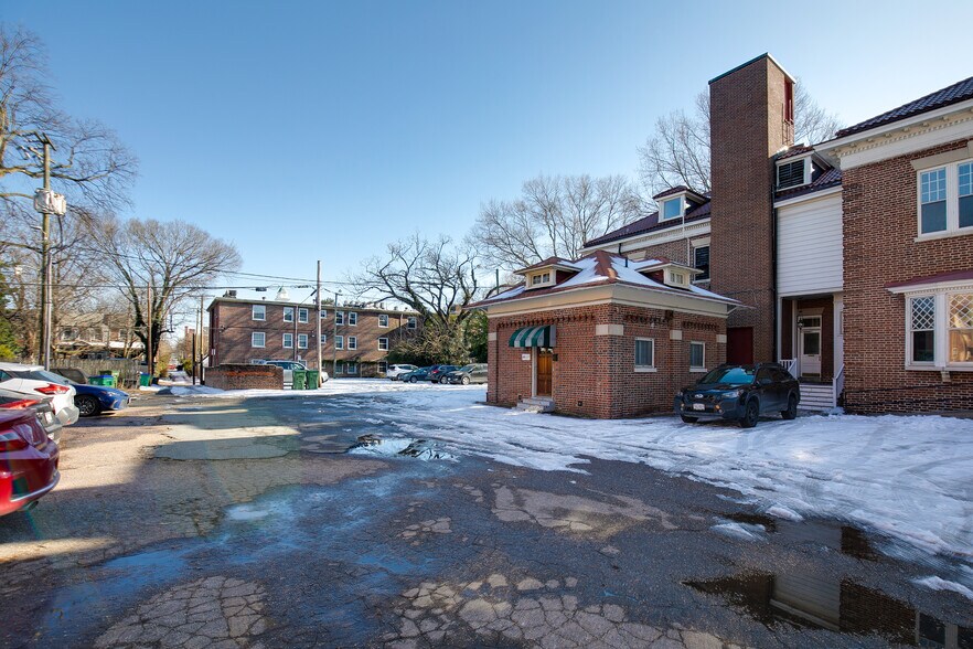 More Photos Of 311 S Arthur Ashe Boulevard, Richmond Office Residential For Sale