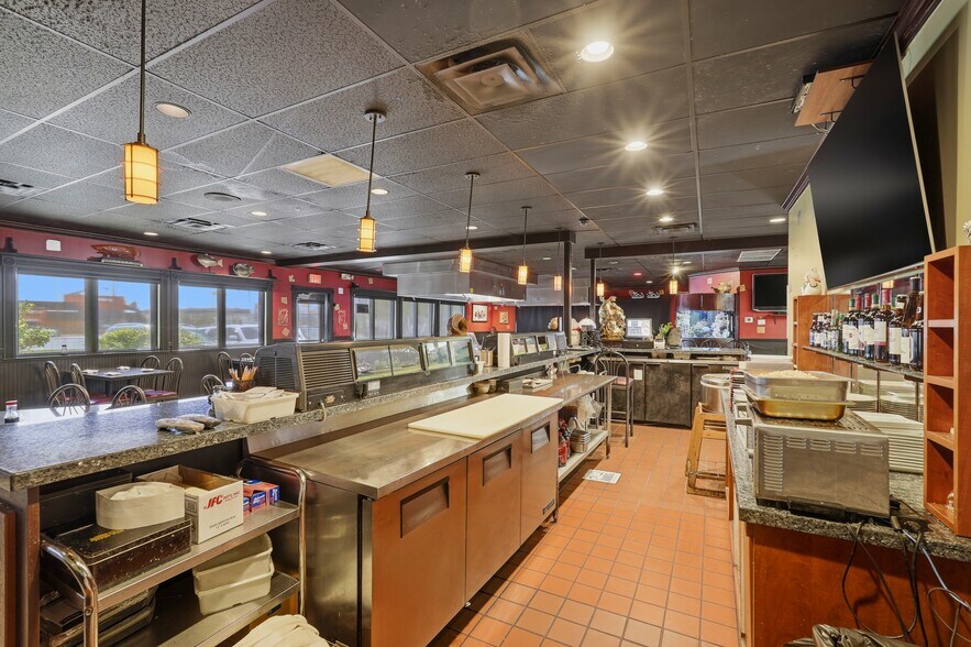 More Photos Of 72 N 850 E, Lehi Restaurant For Sale