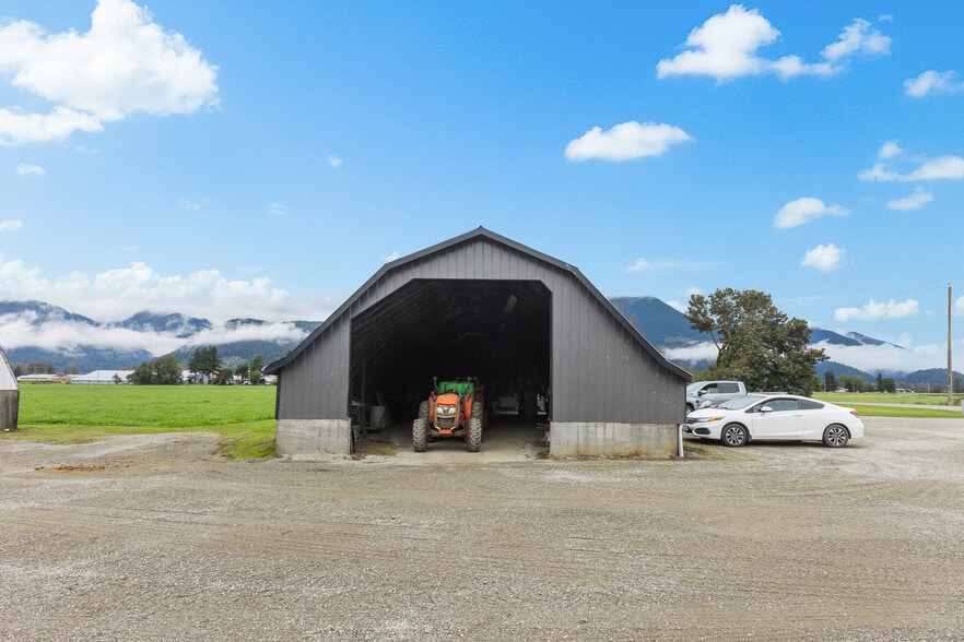 More Photos Of 8713 Howell Rd, Deroche Land For Sale