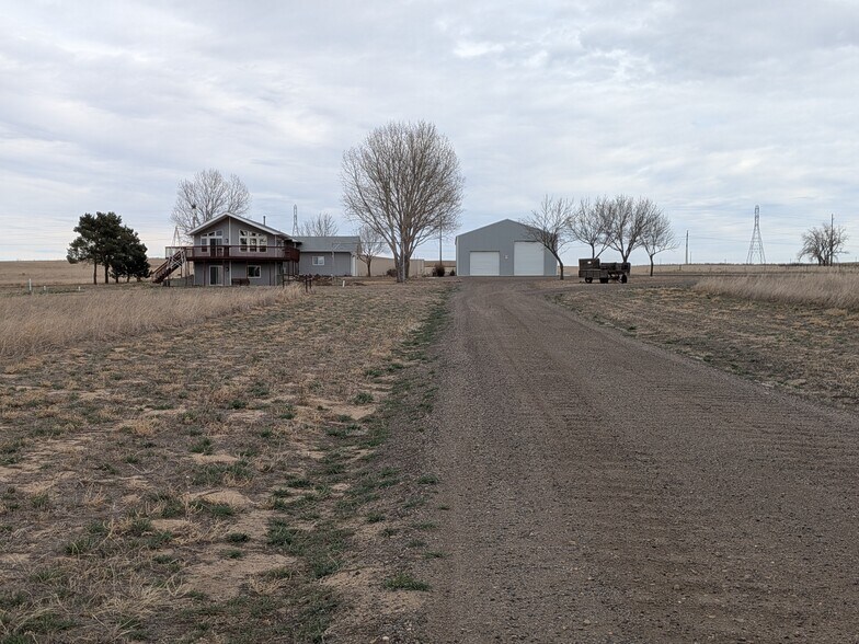 More Photos Of 15507 County Road 10, Fort Lupton Flex For Lease