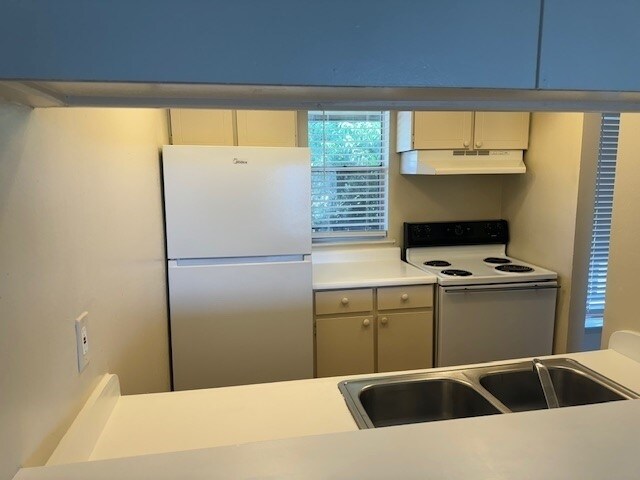 More Photos Of , Kerrville Multifamily For Sale