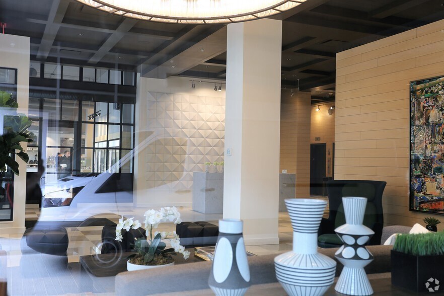 More Photos Of 2550 Detroit Ave, Cleveland Apartments For Lease