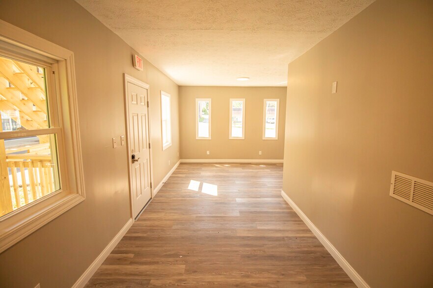 More Photos Of 1200 Main St, Lafayette Storefront Retail Office For Lease