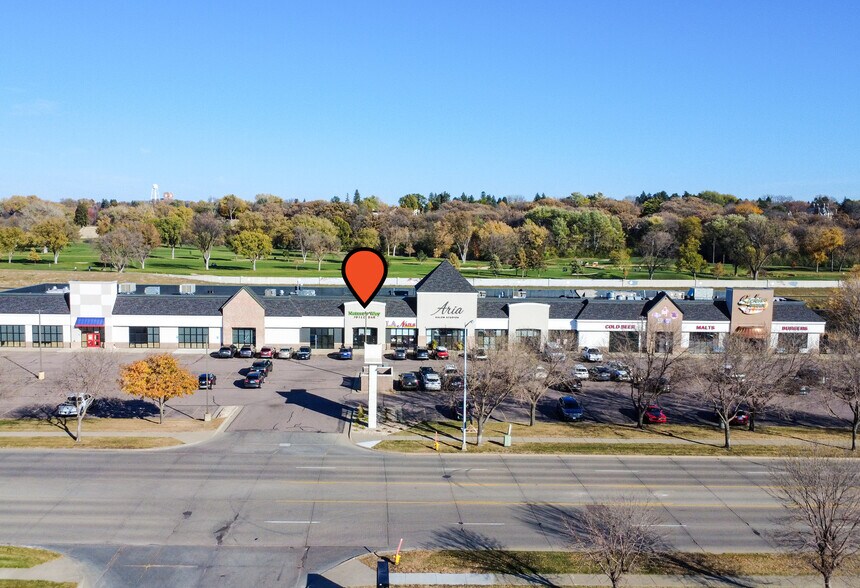 More Photos Of 2530 S Louise Ave, Sioux Falls Unknown For Sale