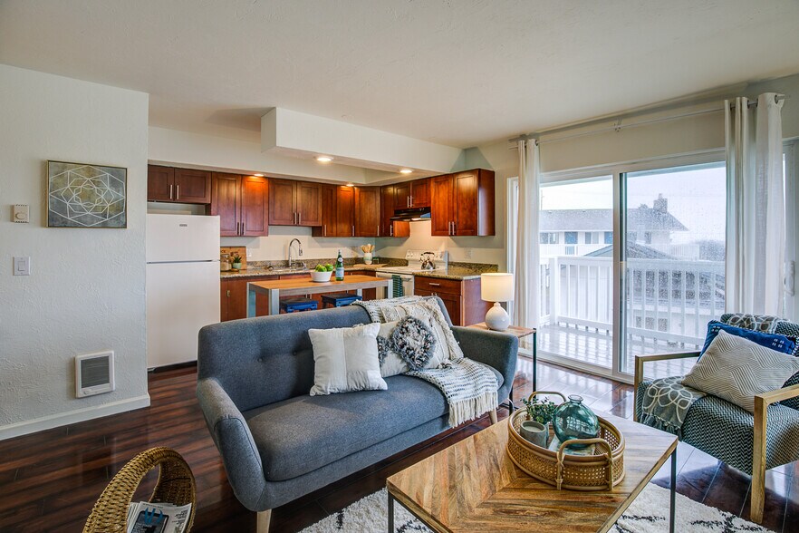 More Photos Of 1031 Discovery Ave SE, Ocean Shores Apartments For Sale