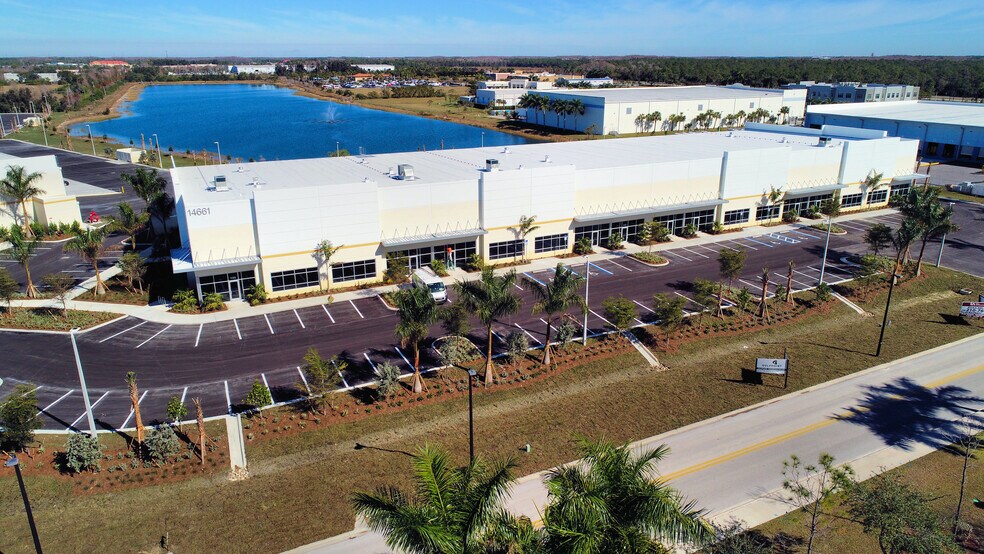 More Photos Of 14661 Jetport Loop, Fort Myers Unknown For Lease