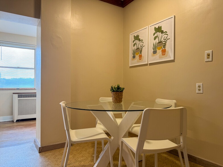 More Photos Of 105 S 5th St, Duquesne Specialty For Sale