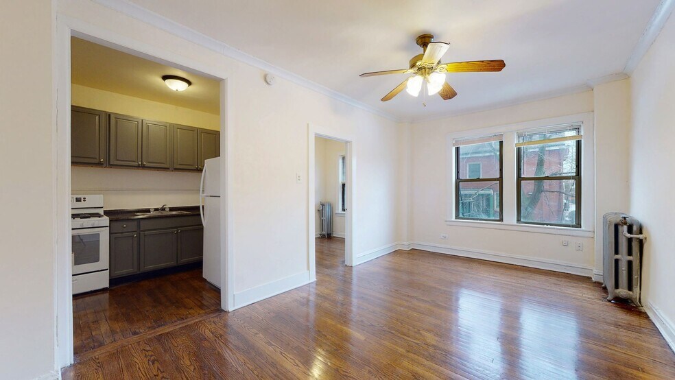 More Photos Of 6720 S Jeffery Blvd, Chicago Apartments For Sale