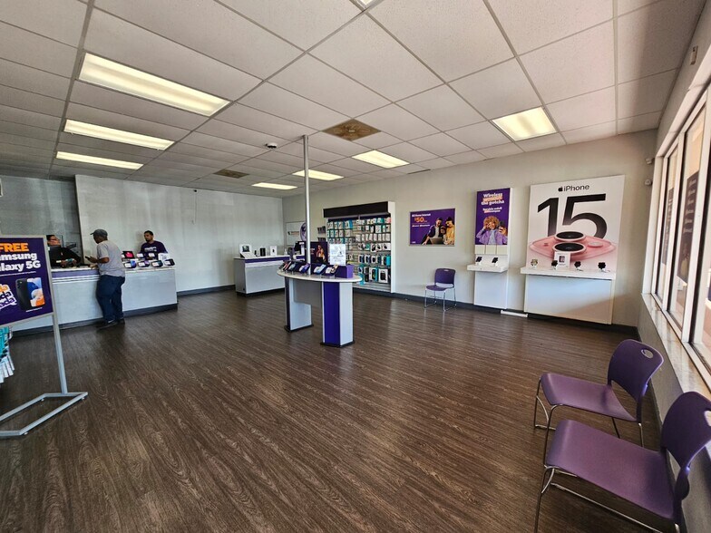 More Photos Of 1831-1841 N. Highland Ave, Clearwater General Retail For Lease