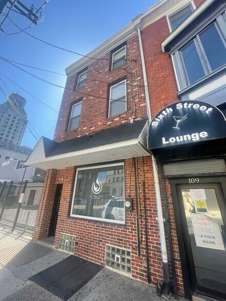 More Photos Of 107 N 6th St, Camden Office Residential For Sale