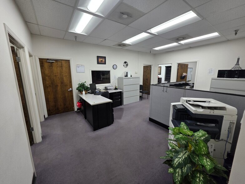 More Photos Of 1610 Commerce Way, Paso Robles Warehouse For Sale
